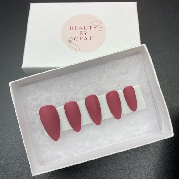 CHOOSE YOUR COLOUR HANDMADE LUXURY PRESS ON NAILS - Picture 6 of 13